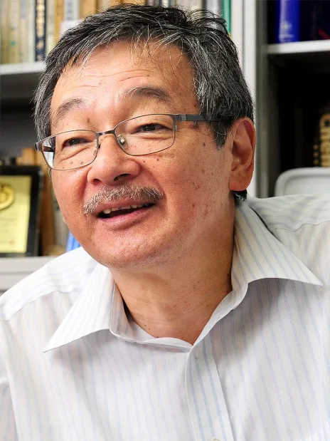 Kazunari Domen