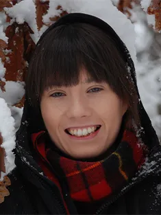 Dr Nicholle Bell