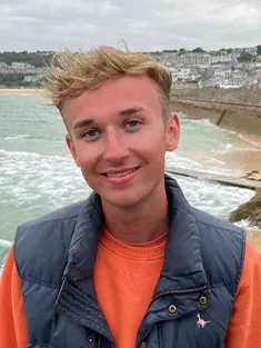 Mr Joshua Piggott