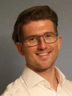 Dr Ceri Hammond