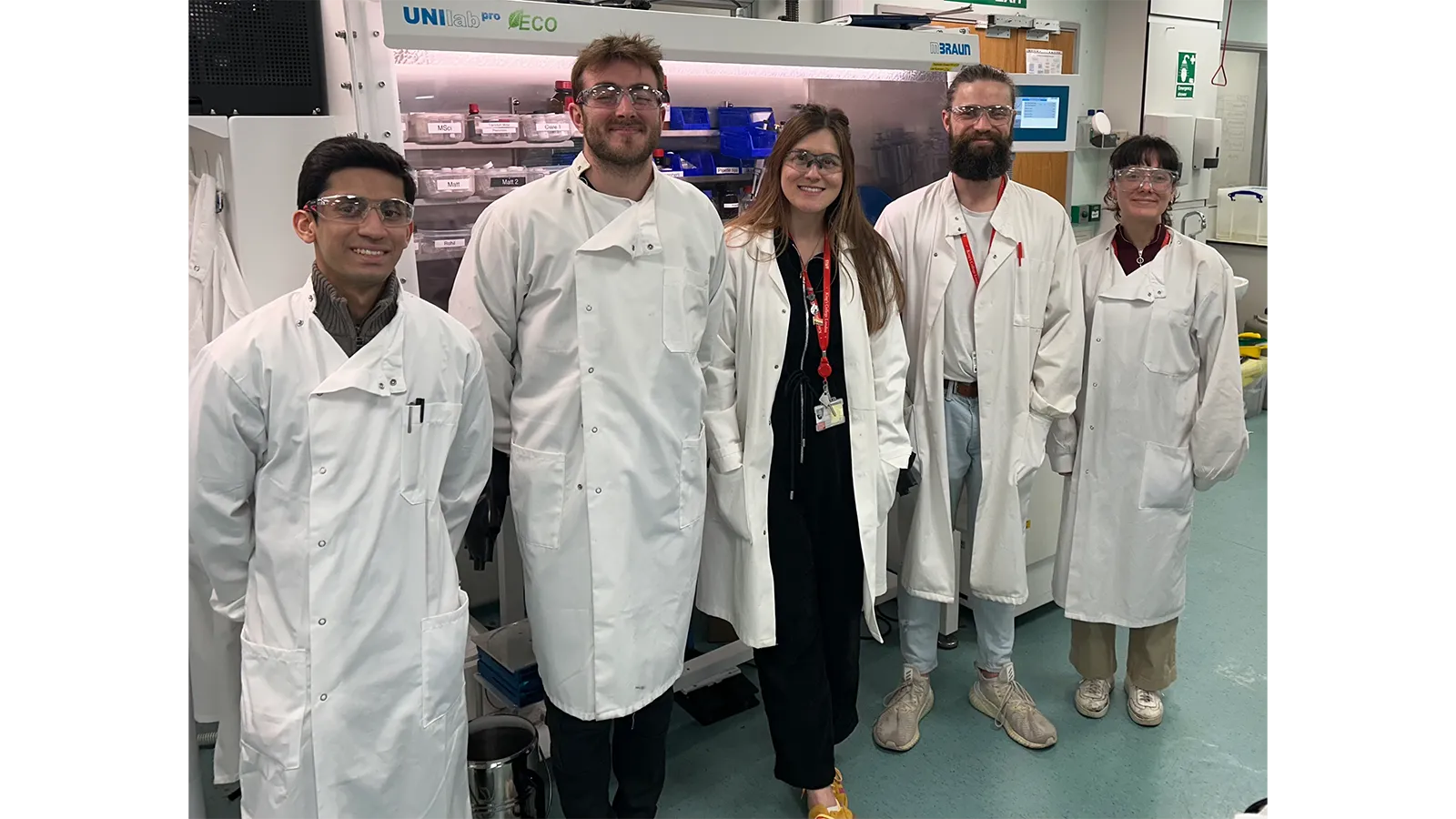 Winner: 2025 Dalton early career Prize: Sir Edward Frankland Prize Dr Clare Bakewell and her team in lab coats